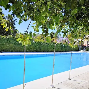 https://espectacular-apartamento-malaga-playa-y-piscina.1costadelsol.com